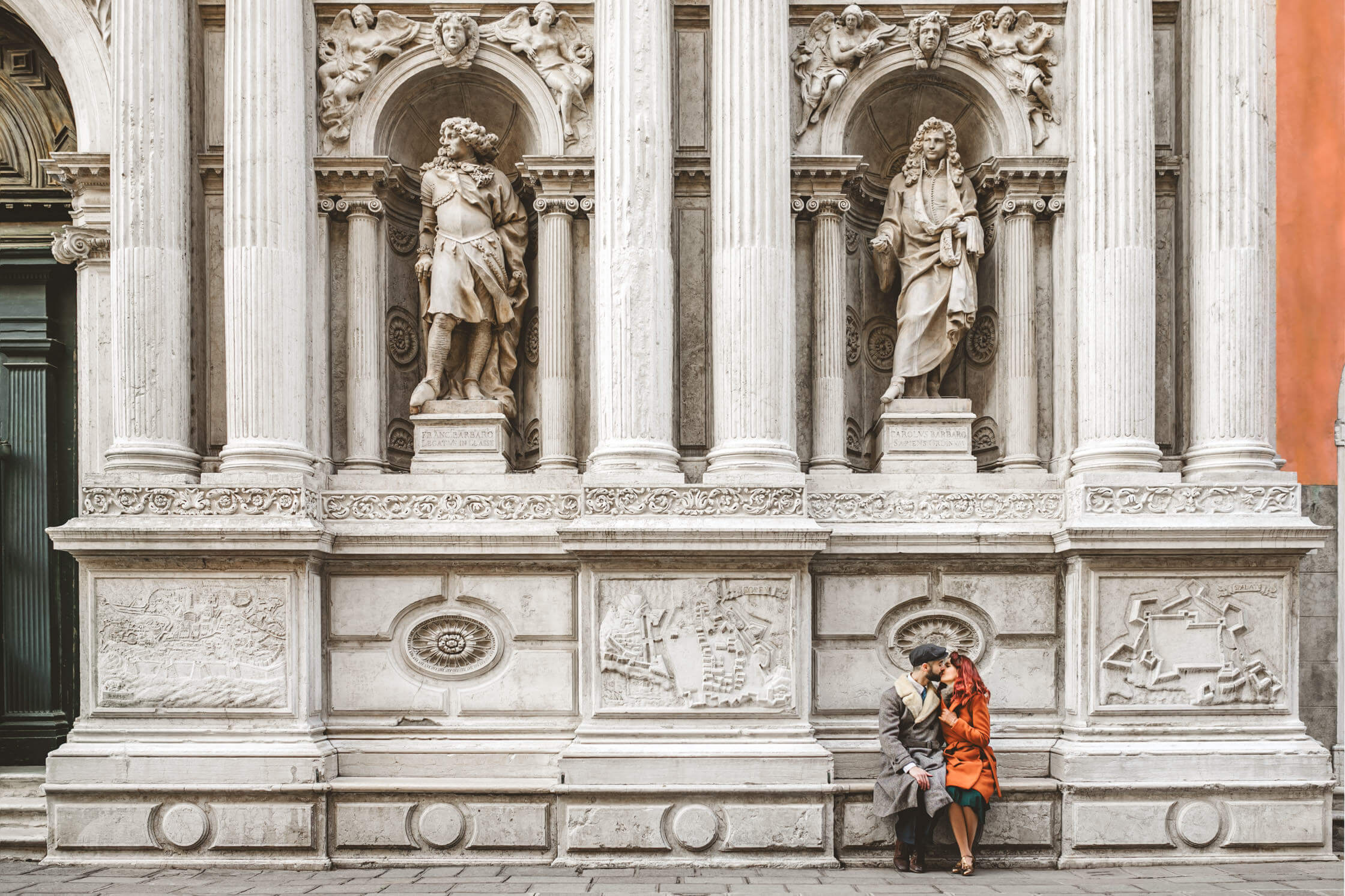 Venetian scenery with a couple kissing. Armochromy.