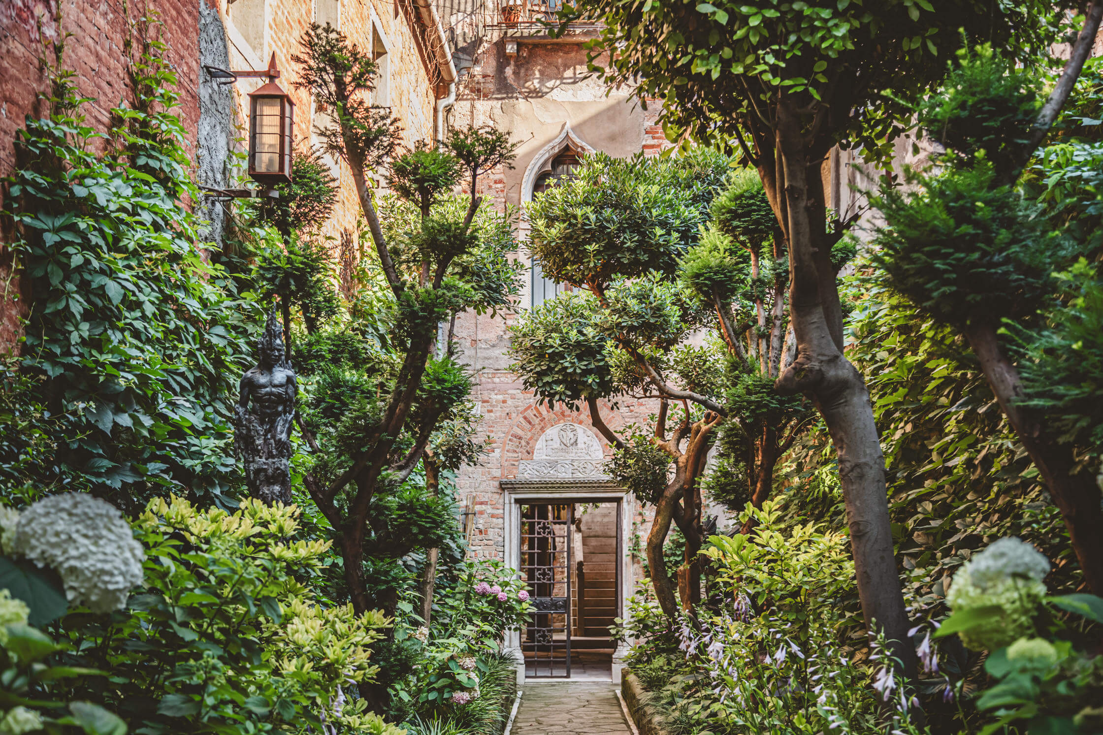 A secret garden in Venice.