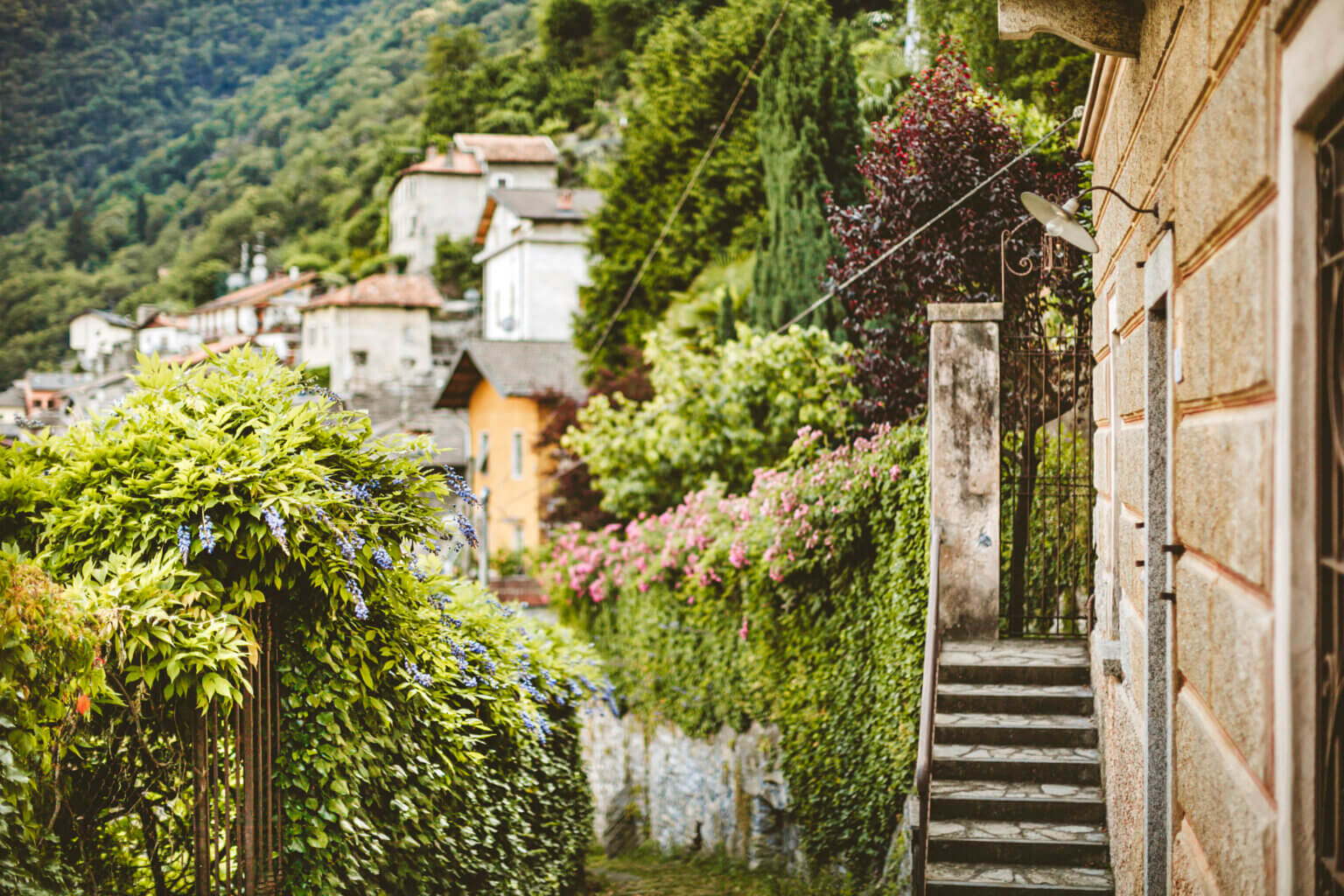 lake_como_ancient_village